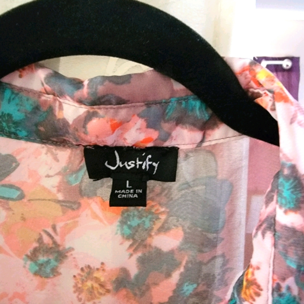 Large Justify blouse - Picture 2 of 3